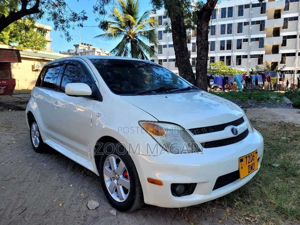 Toyota IST 2005 Pearl