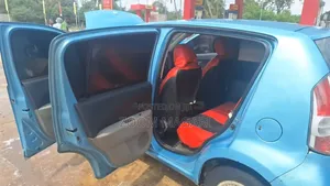 Toyota Passo 2004 Blue