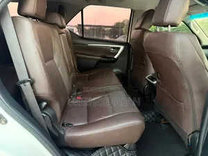 Toyota Fortuner 2018 White