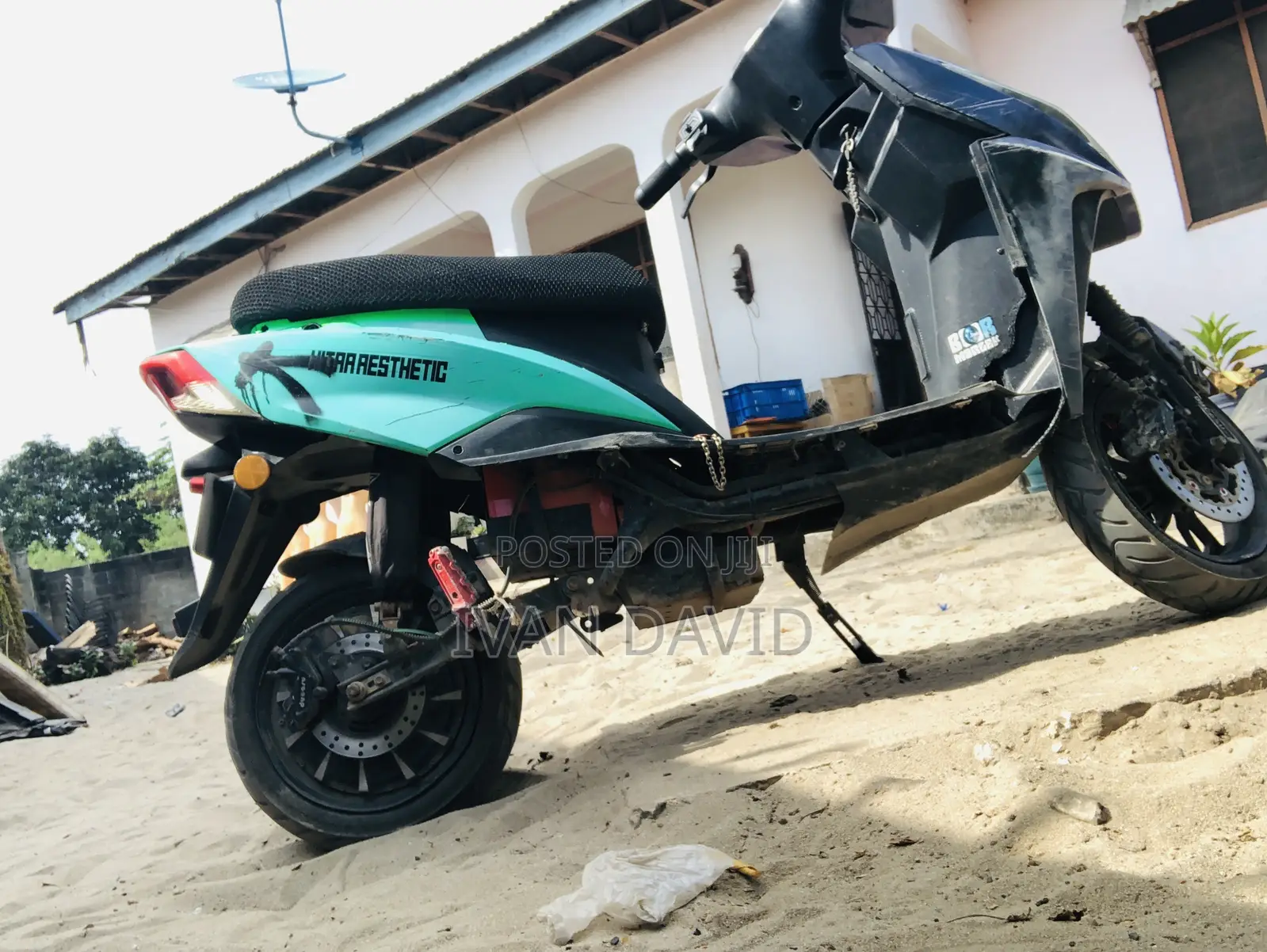 Motorcycle 2023 Green