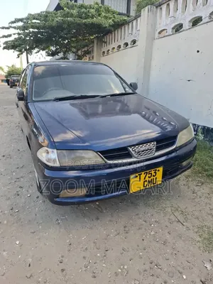 Toyota Carina 2000 Blue