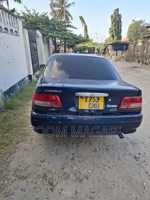 Toyota Carina 2000 Blue