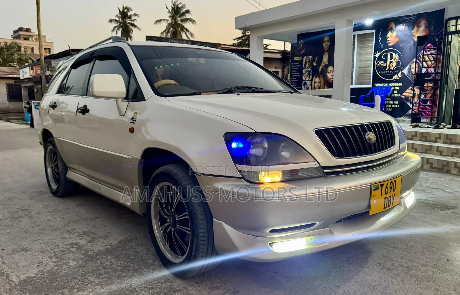 Toyota Harrier 2002 Silver