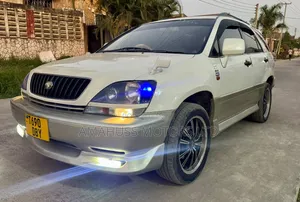 Toyota Harrier 2002 Silver