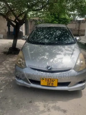 Toyota Wish 2005 Silver