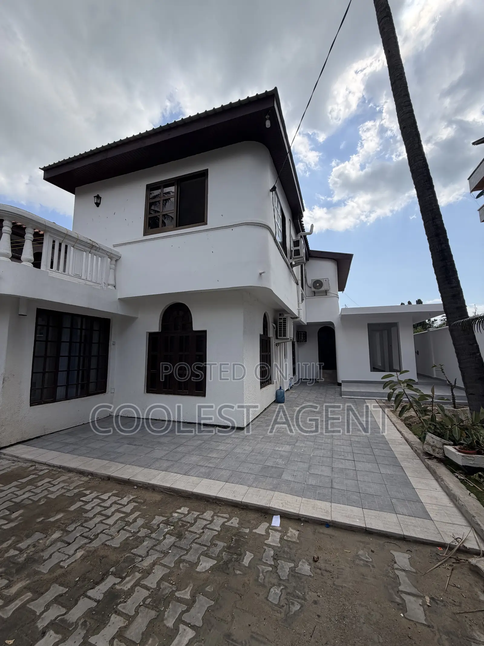 2bdrm Apartment in Coolest Estate, Mikocheni for rent