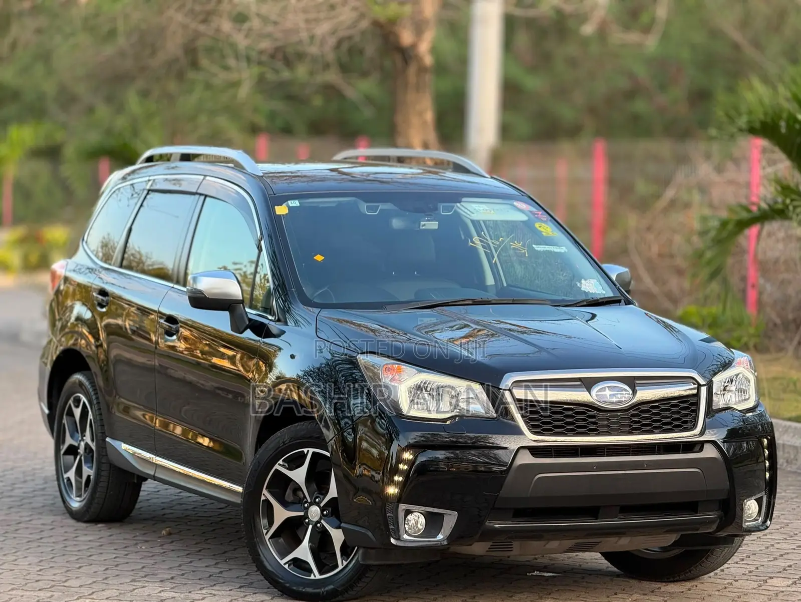 Subaru Forester 2.0XT Touring 4dr SUV AWD (2.0L 4cyl Turbo CVT) 2014