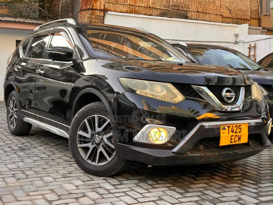 Nissan X-Trail 2014 Black