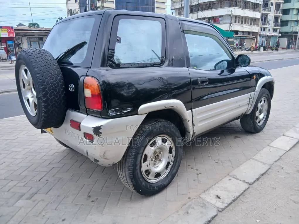 Toyota RAV4 1999