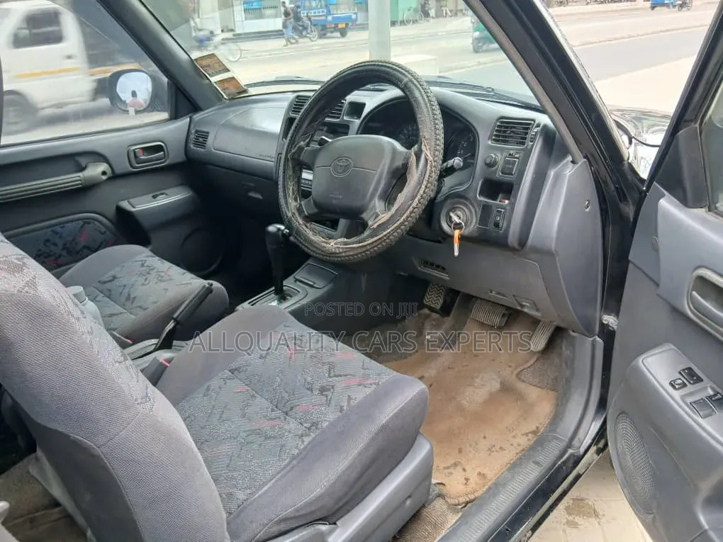 Toyota RAV4 1999