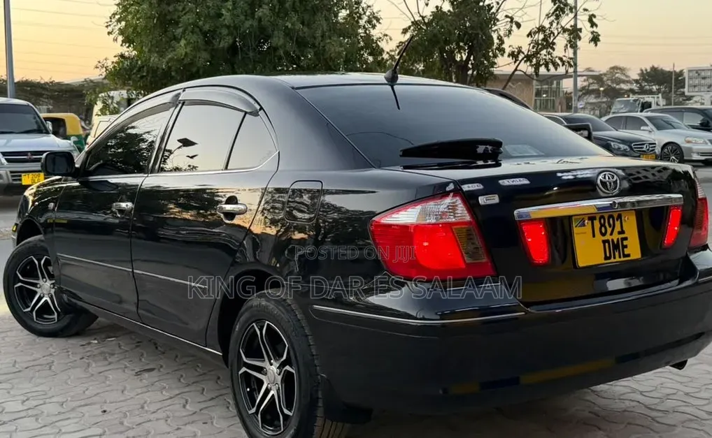 Toyota Premio 2004 Black