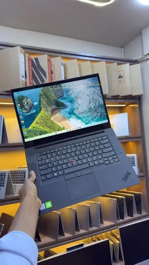 New Laptop Lenovo ThinkPad X1 16GB Intel Core i7 SSD 512GB