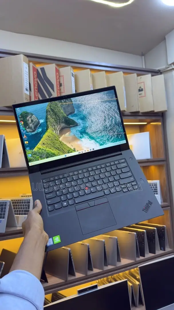 New Laptop Lenovo ThinkPad X1 16GB Intel Core i7 SSD 512GB