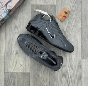 Nike Shox Sneakers