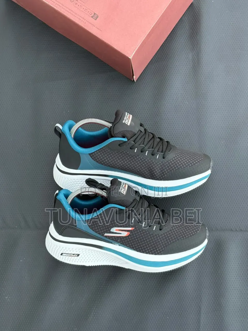 Sketchers Sneakers 👟 Quality