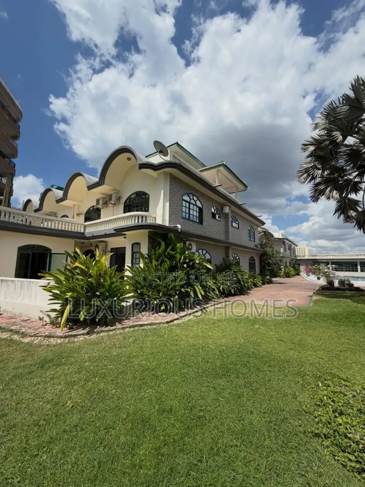 Furnished 3bdrm Villa in Masaki for rent