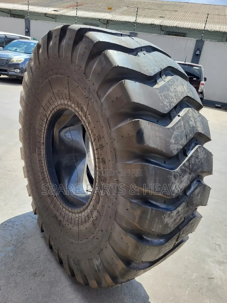 Wheel Loader Tire 23.5-25