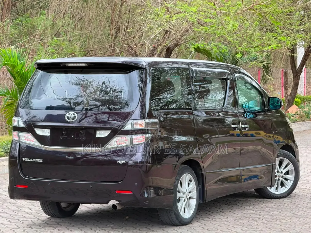 Toyota Vellfire 2009 Black