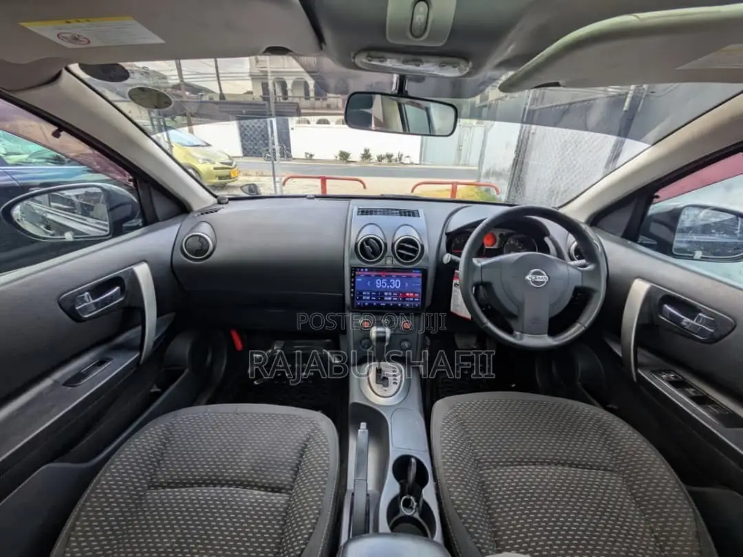 Nissan Dualis 2010 Black