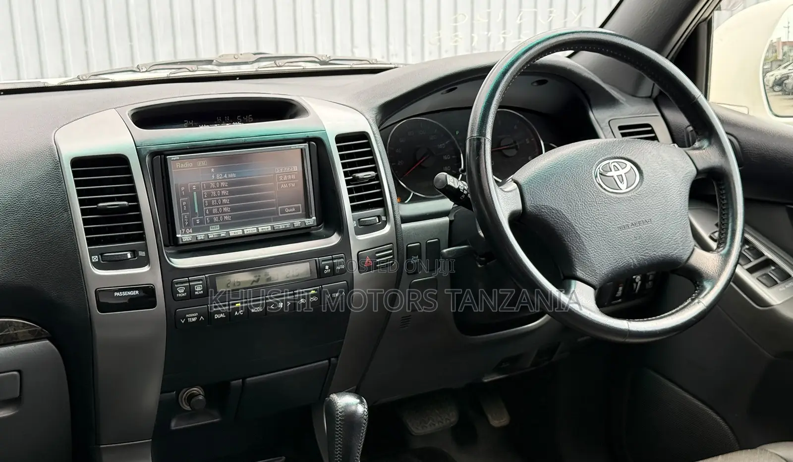 Toyota Land Cruiser Prado 2006 Pearl