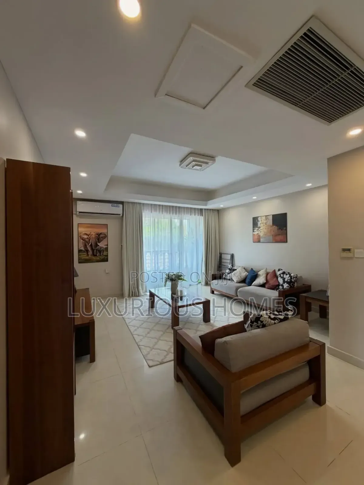 Furnished 2bdrm Apartment in Oyster Bay for rent