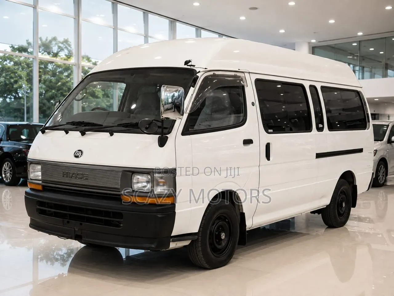 Toyota HiAce 2000 White