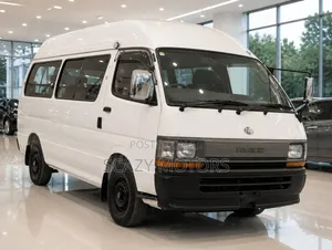 Toyota HiAce 2000 White