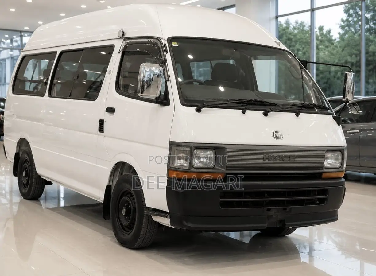 Toyota HiAce 2000 White