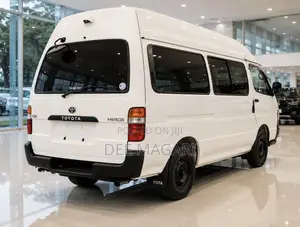 Toyota HiAce 2000 White