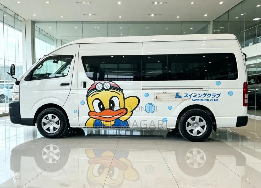 Toyota Quantum 2009 White