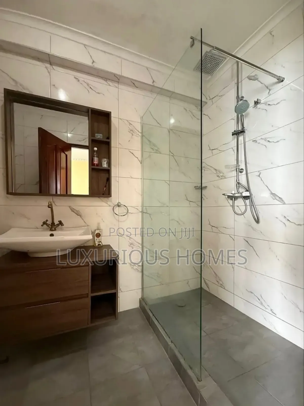 Furnished 3bdrm Apartment in Masaki for rent