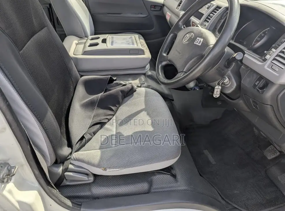 Toyota Quantum 2008 Blue
