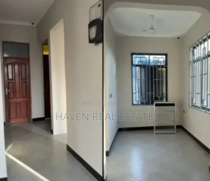 3bdrm House in Goba for sale