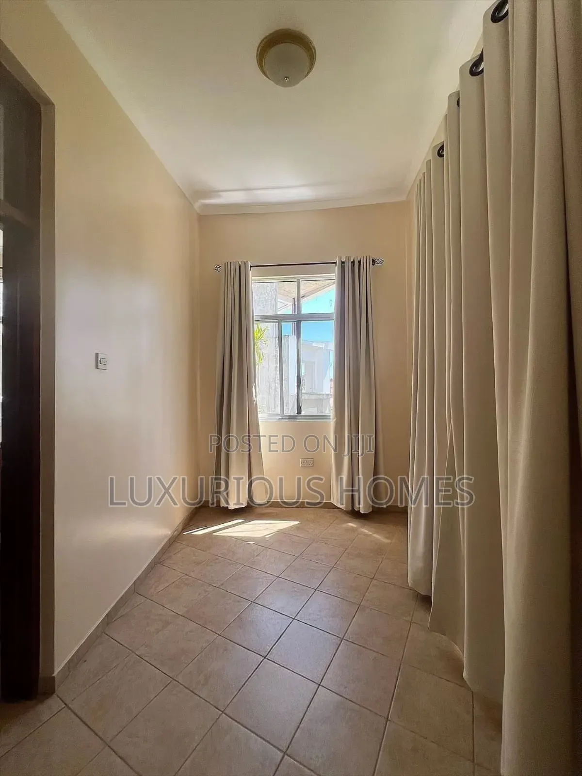 Furnished 3bdrm Villa in Mikocheni for rent