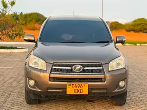 Toyota RAV4 2011 Beige