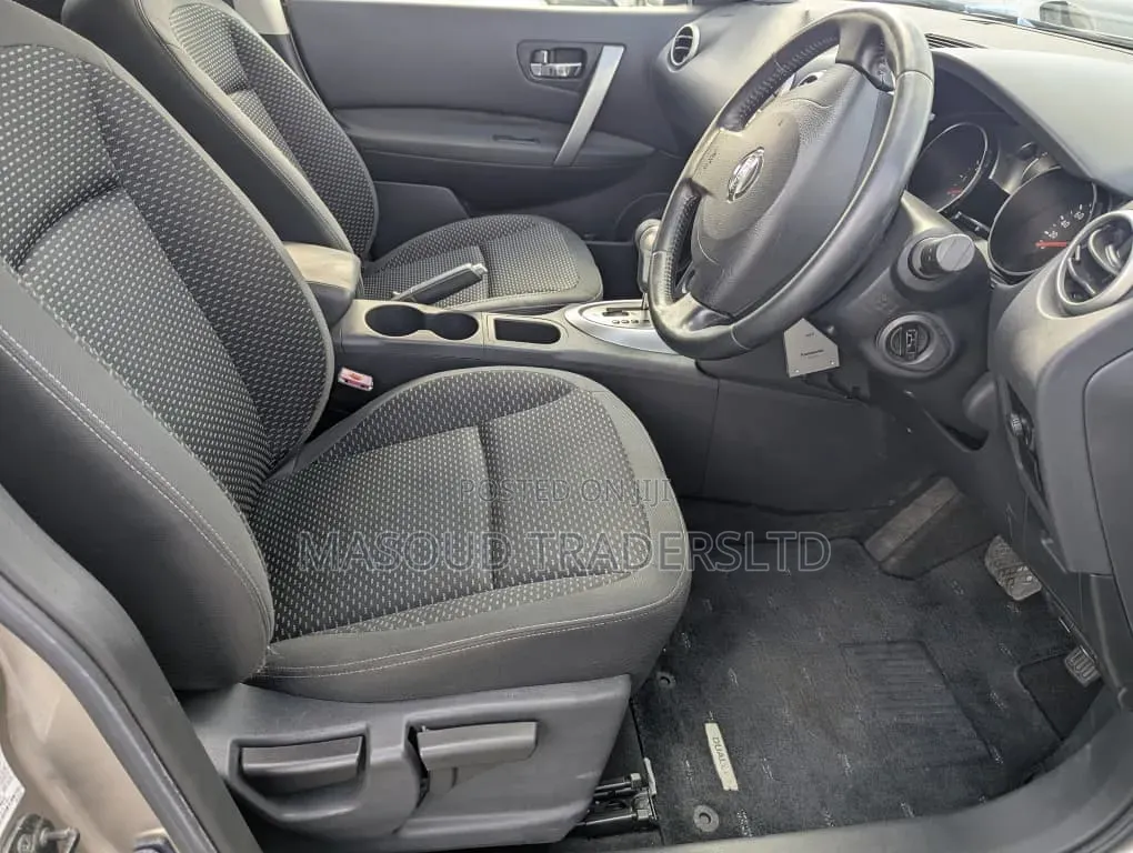 Nissan Dualis 2007 Gold