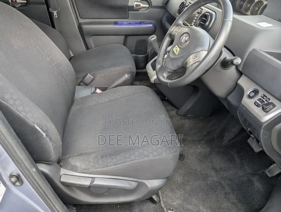 Toyota Corolla Rumion 2007 Gray