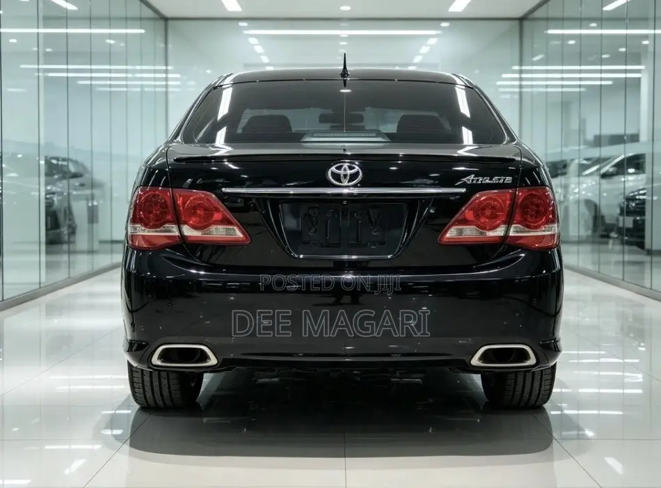 Toyota Crown 2009 Black