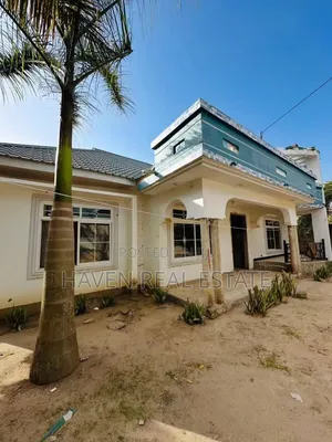 6bdrm House in Kinyerezi for sale