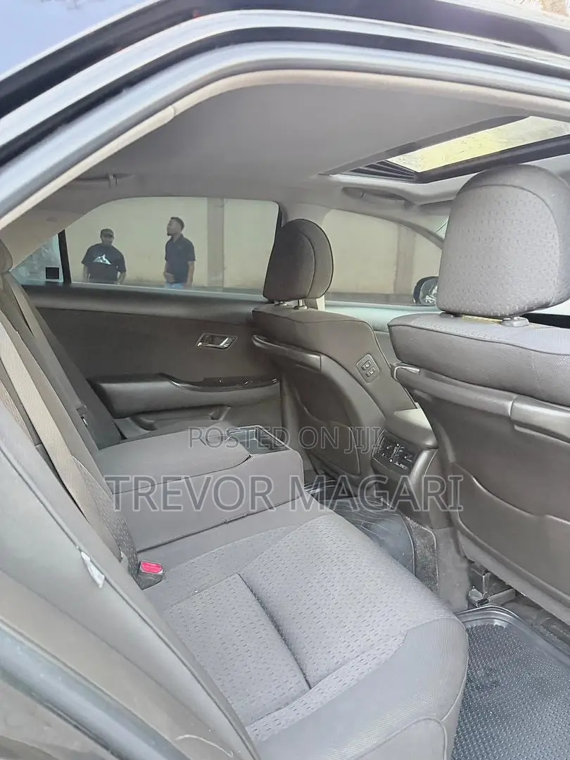 Toyota Crown 2009 Black