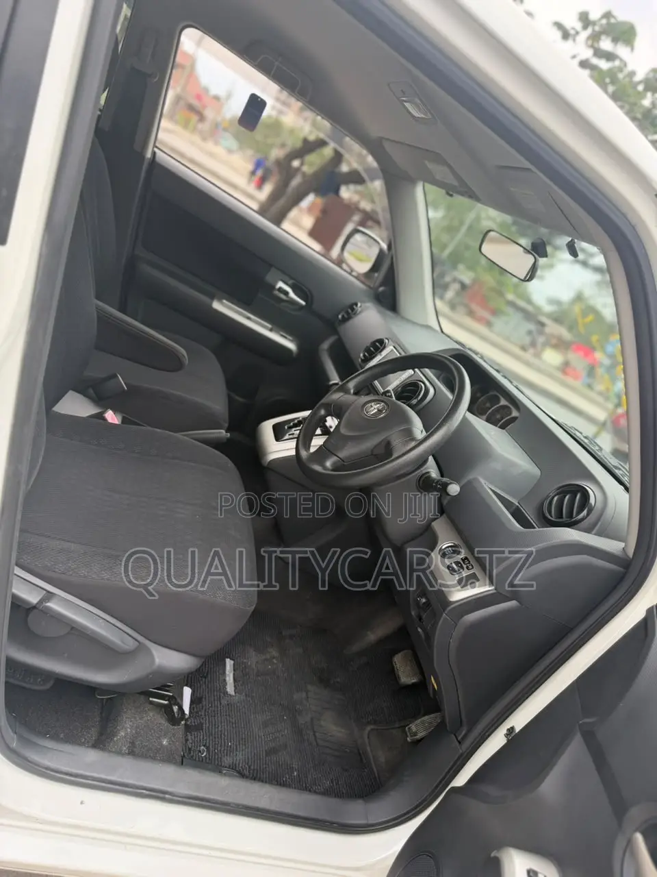 Toyota Corolla Rumion 2008 White