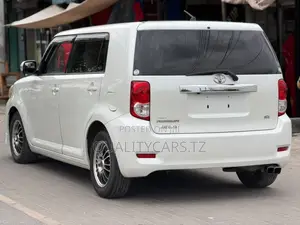 Toyota Corolla Rumion 2008 White