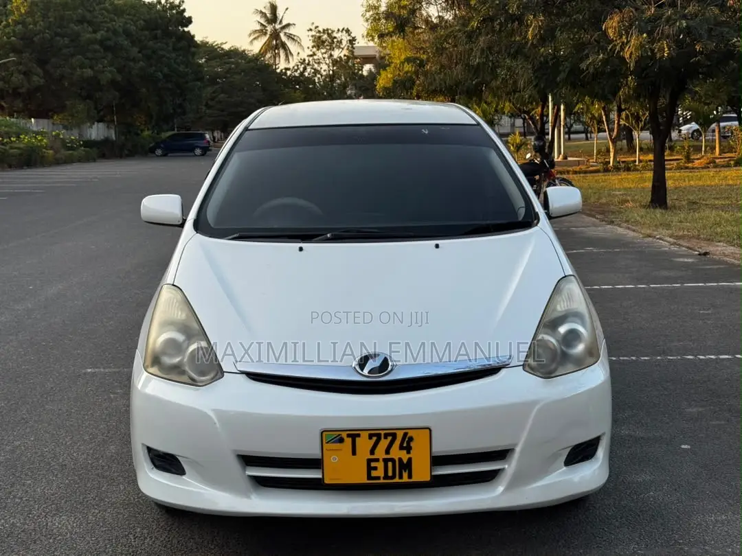 Toyota Wish 2015 White