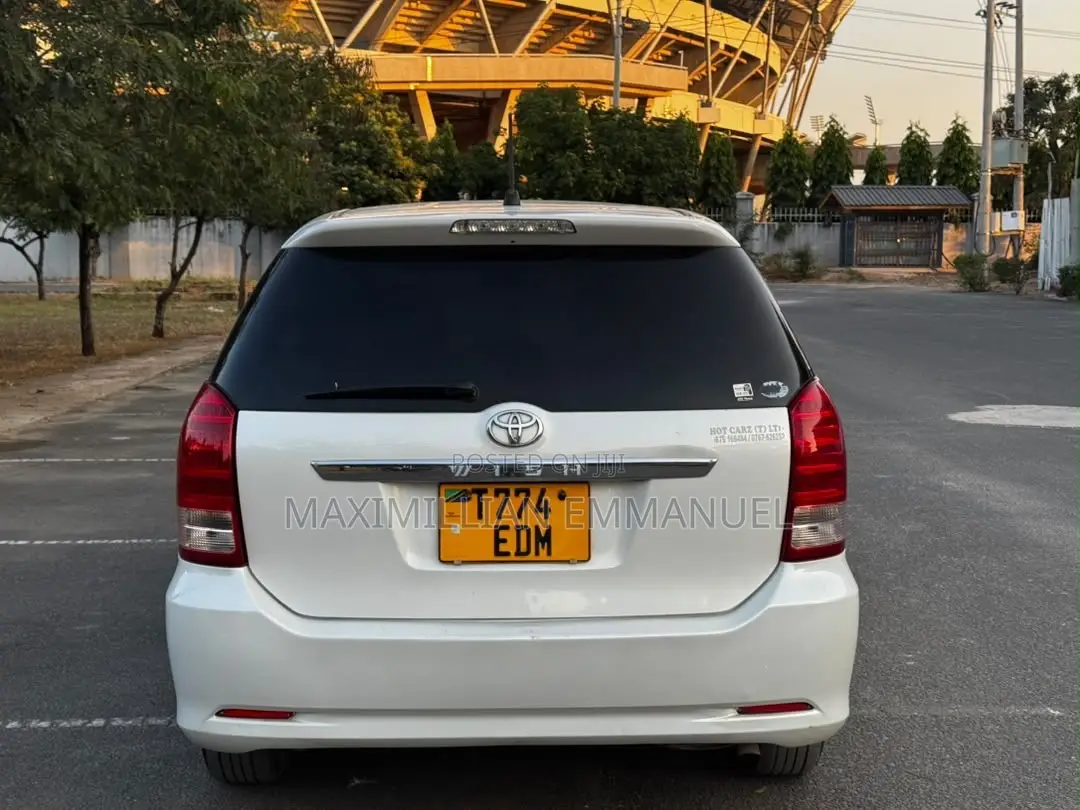 Toyota Wish 2015 White