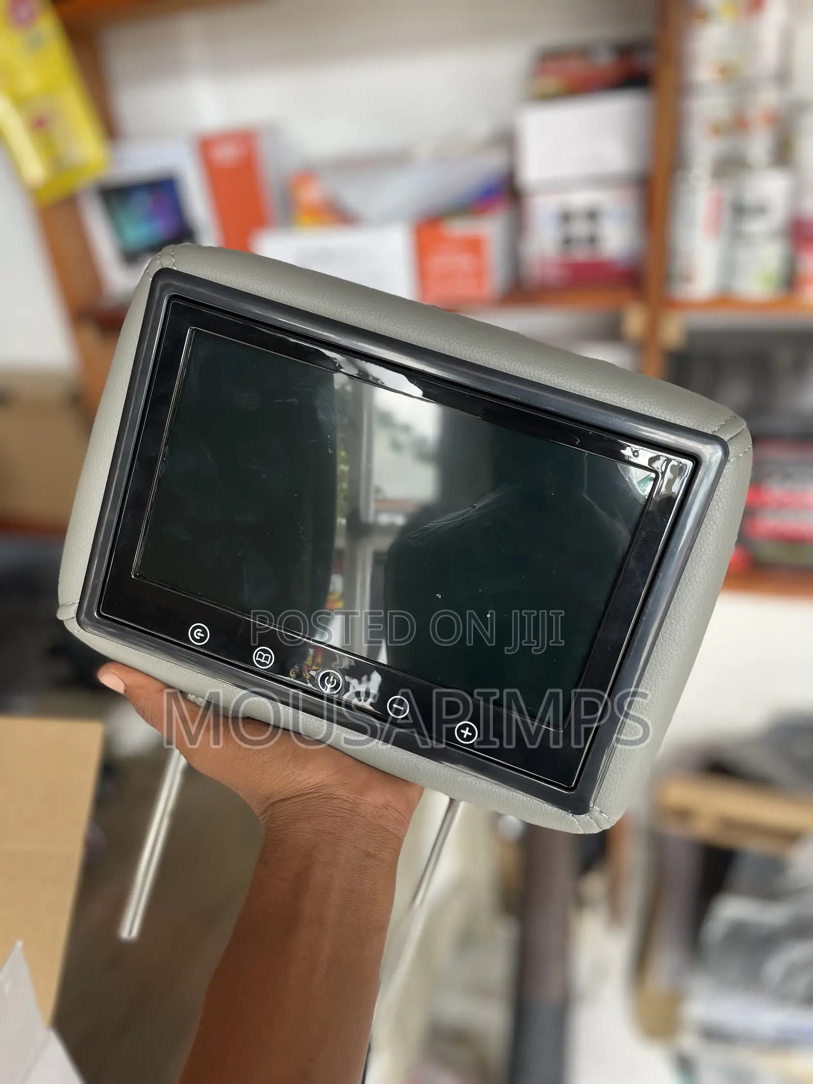Rear Hedrest Monitor