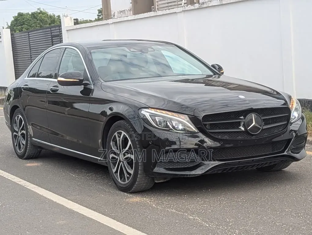 Mercedes-Benz C-Class 2014 Black