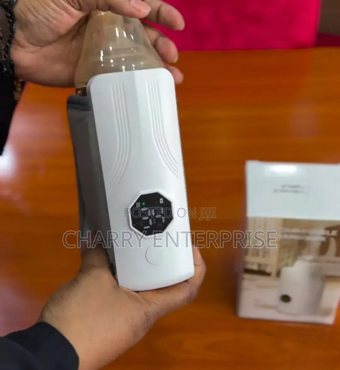 Portable Rechargeable Baby Milk Bottle Warmer withDigital Temp Display