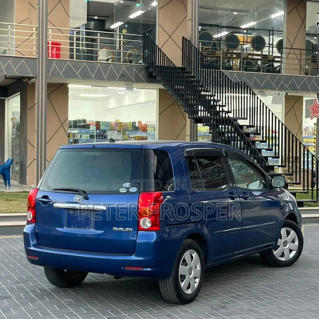 Toyota Raum 1.5 AWD 2006 Blue