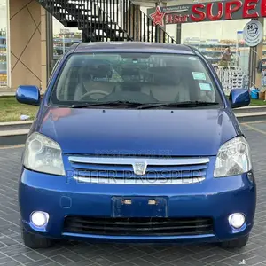 Toyota Raum 1.5 AWD 2006 Blue