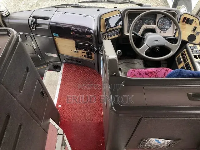 Mitsubishi Fuso Aero Bus 2003 Silver